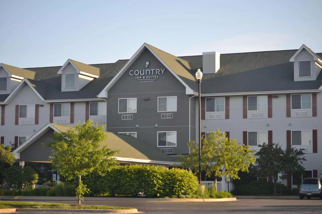 Country Inn & Suites by Radisson, Gurnee, IL - главное фото