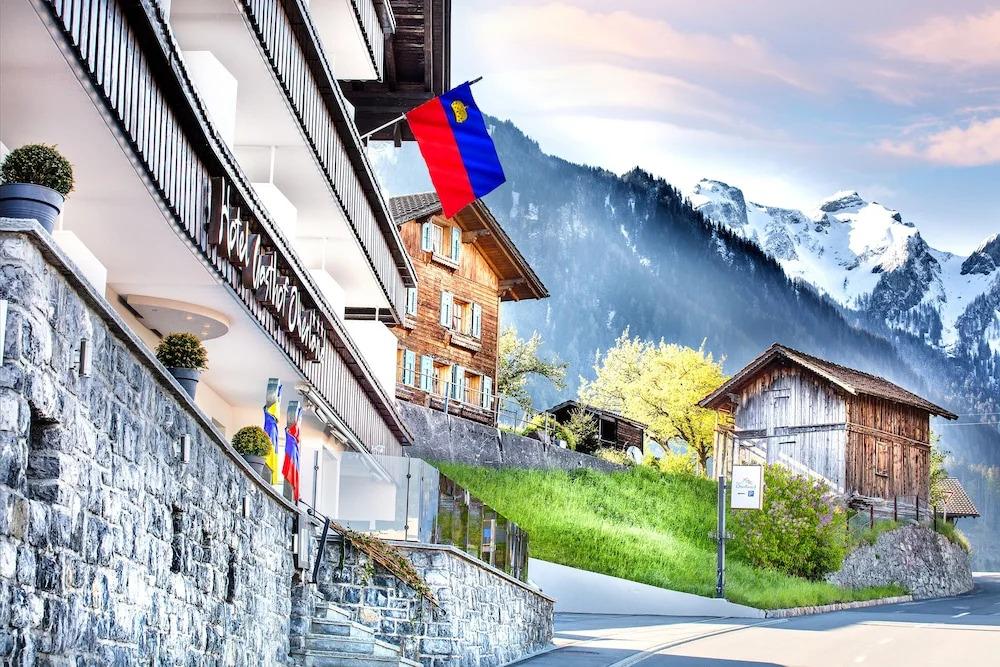 Hotel Oberland - главное фото