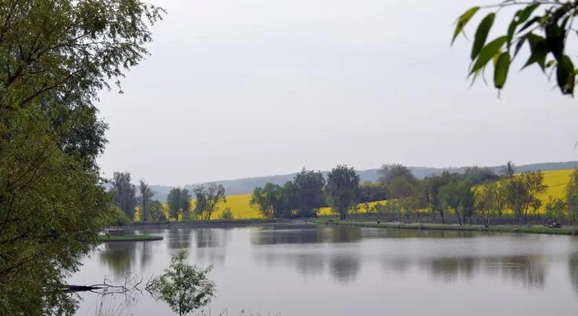 Sombereki Horgásztó - Rönkház - главное фото