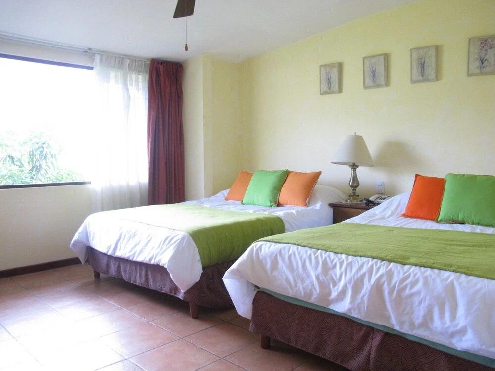 Las Cumbres Inn - главное фото