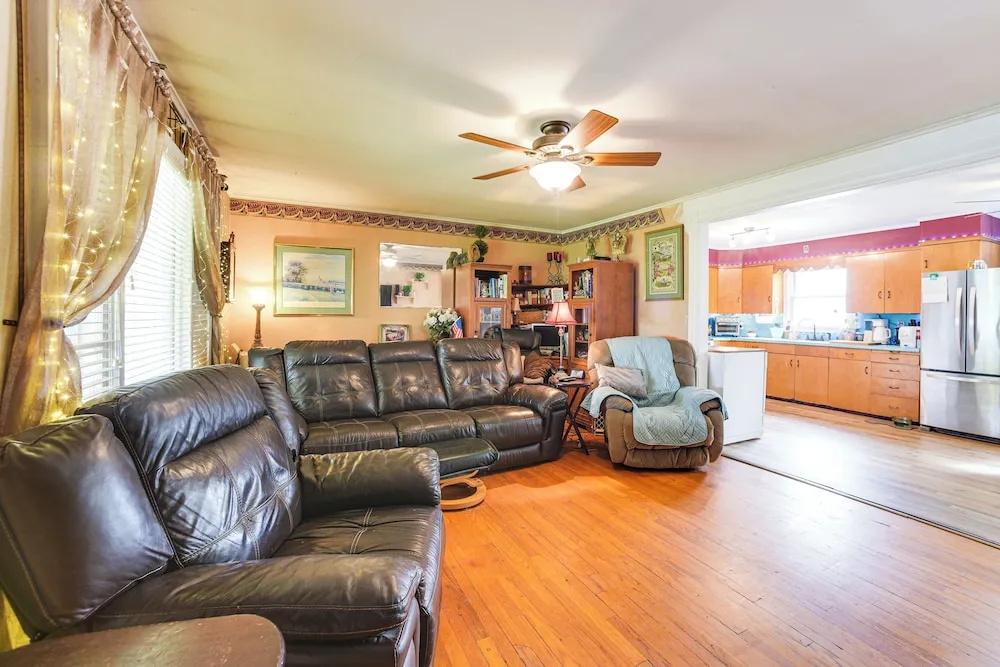 Cozy Ballston Spa Home w/ Fenced Yard! - главное фото