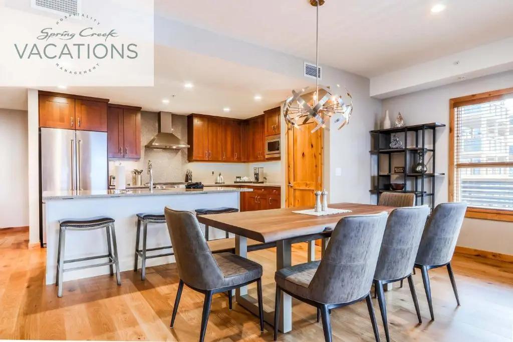 White Spruce Lodge by Spring Creek Vacations - главное фото