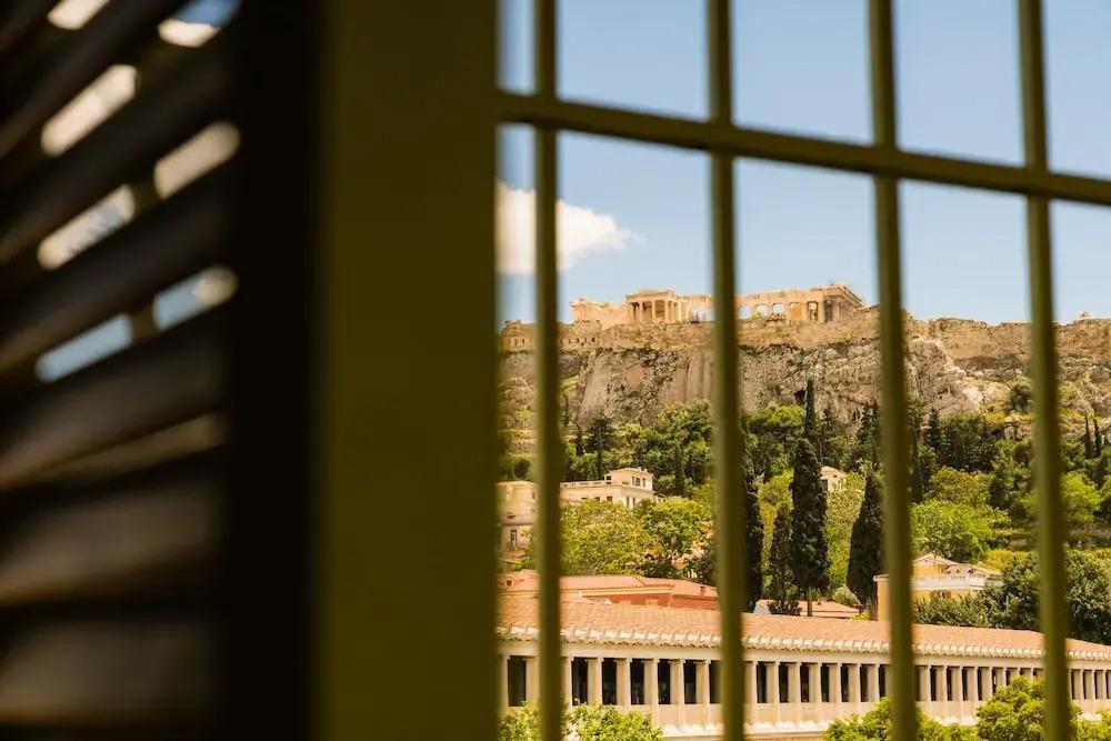 CH Adrianou Suites - главное фото