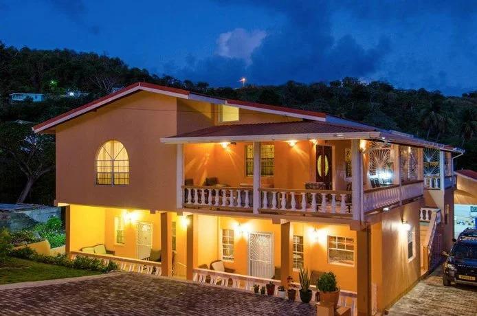 ClarenceVille Villa Apartments - главное фото