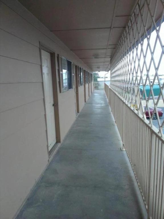 Satellite Inn - главное фото