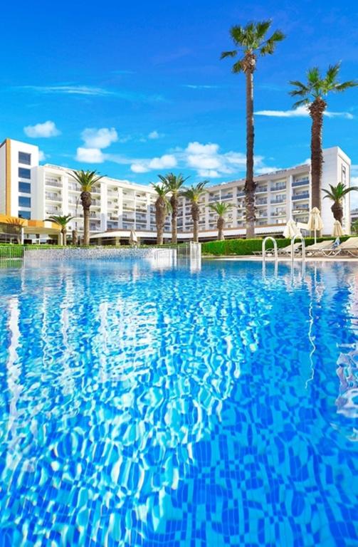 Ideal Prime Beach - главное фото
