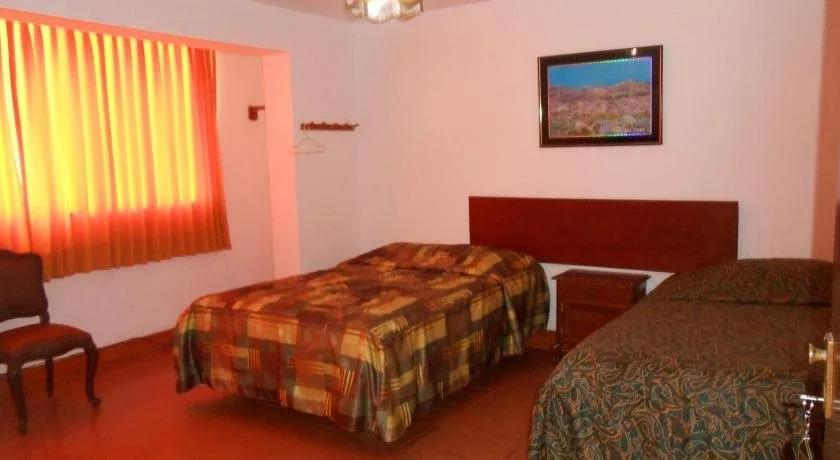 Hostal Residencial Cesar Alberto - главное фото