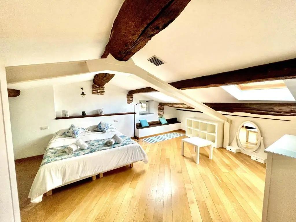 Cozy Loft Marina View - главное фото