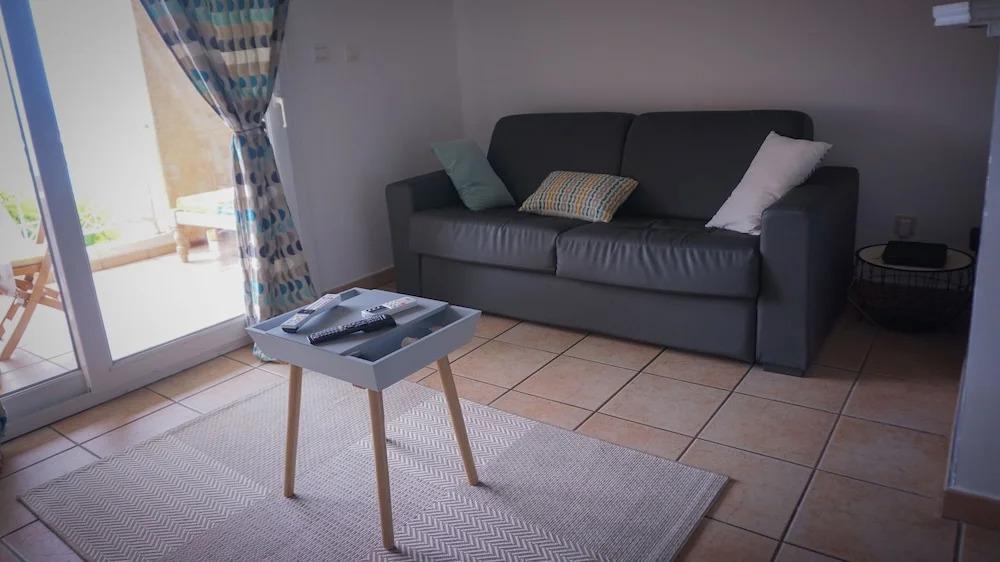 Charmant F2 Trois Bassins - главное фото