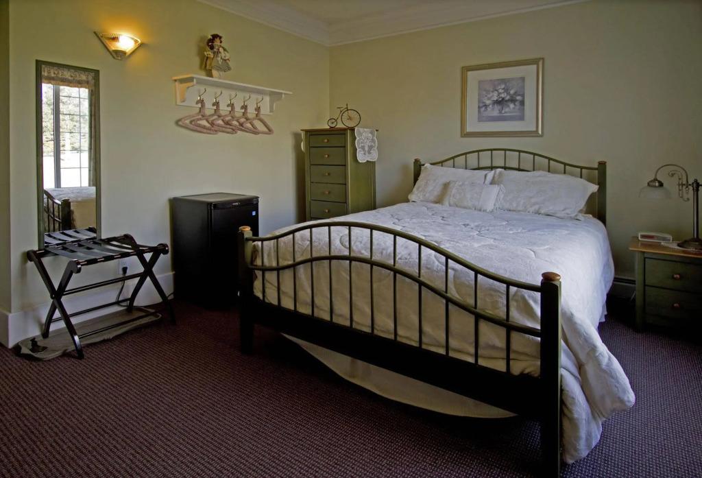 Chez Dube Country Inn - главное фото