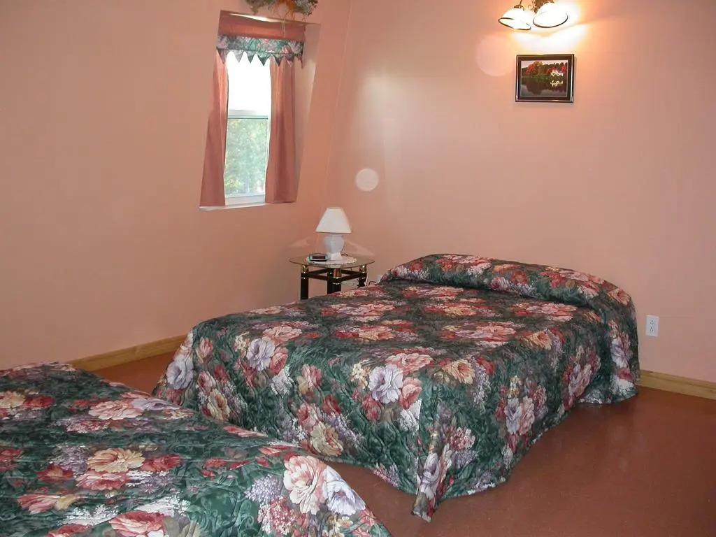 Auberge de la Pente Abrupte - главное фото