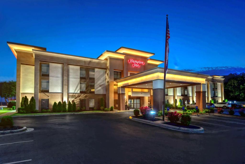 Hampton Inn Batesville - главное фото