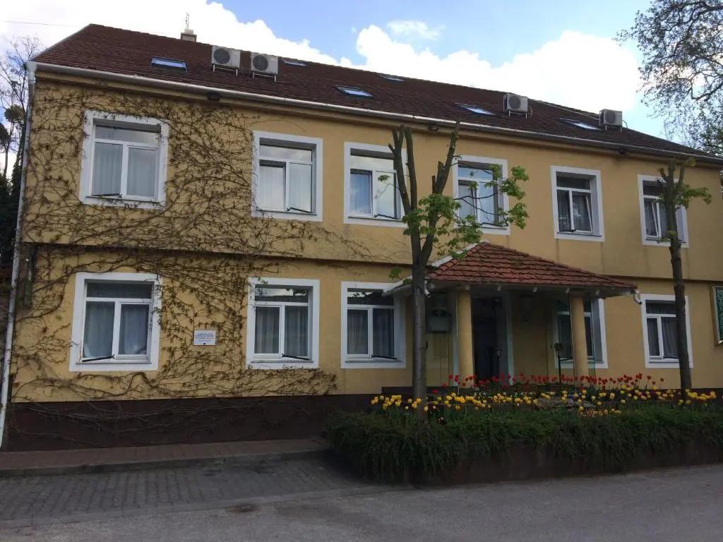 Hotel  Arnold - главное фото