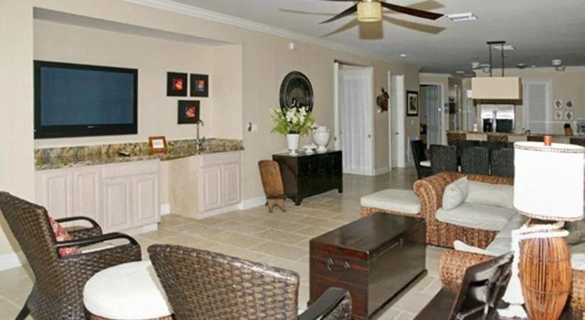 Bahama Beach Club Resort - главное фото