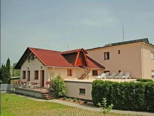 Fészek Apartmanház - главное фото