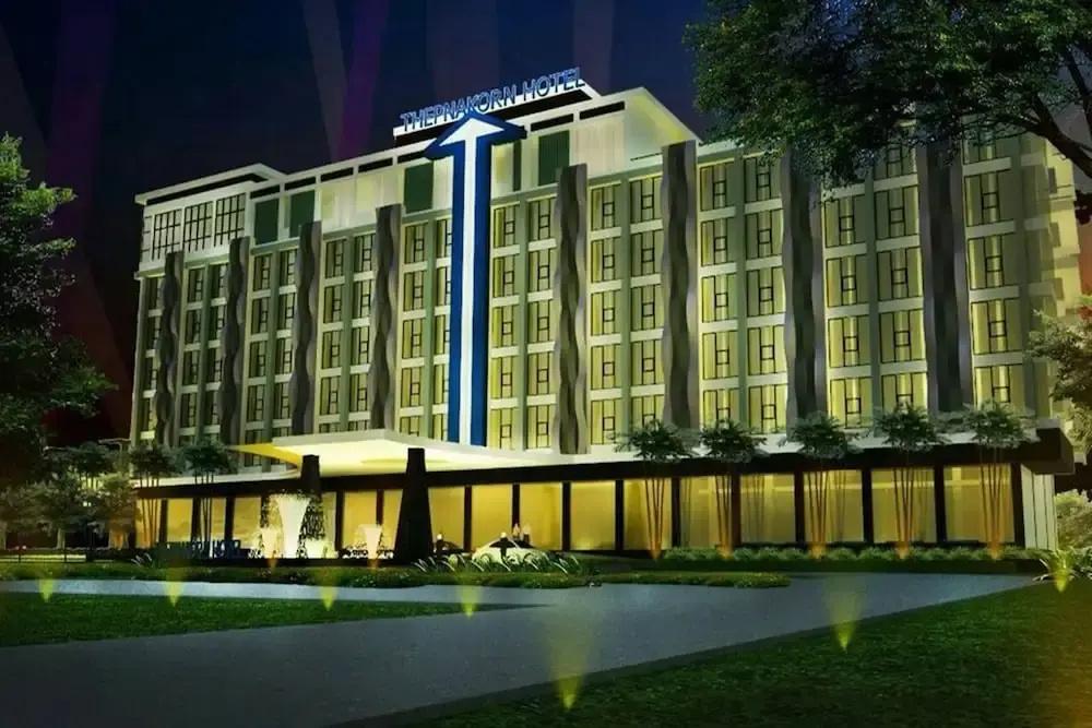 Alvarez Hotel - главное фото