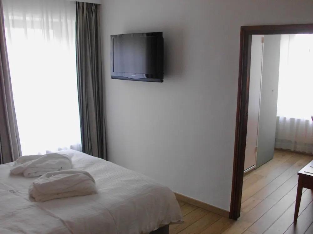 Hôtel Le Fournil - главное фото