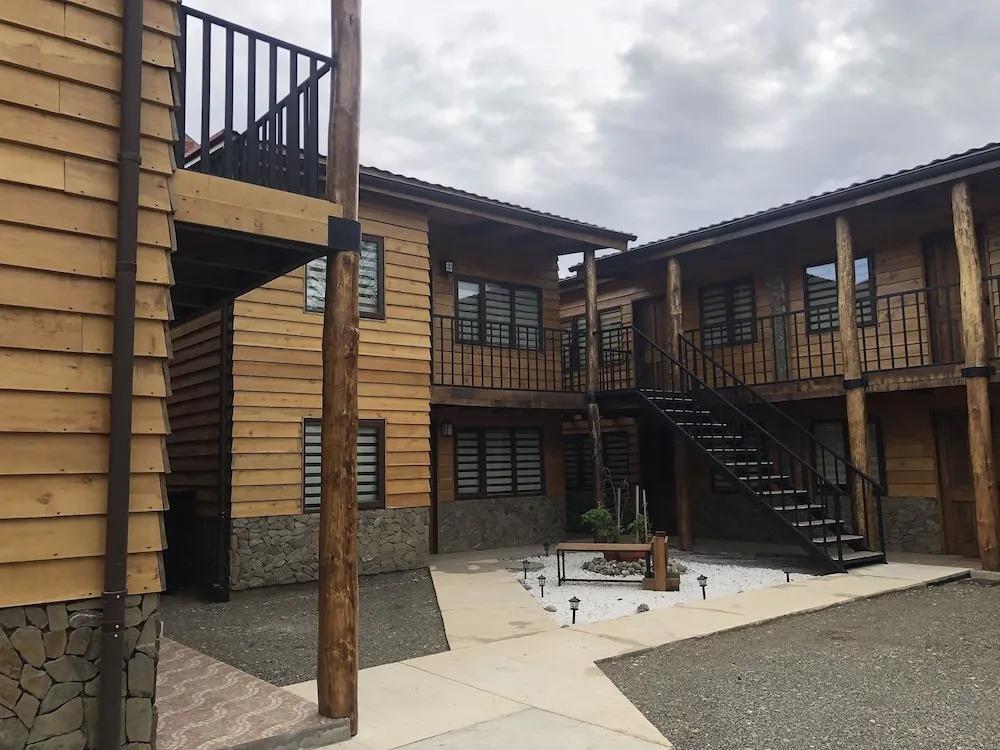 Magellanicus Rustic Suites - главное фото