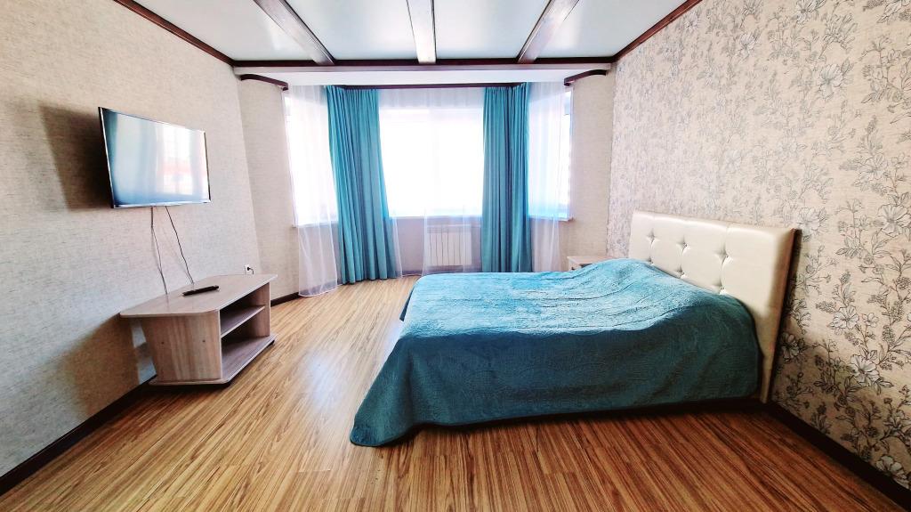 Апартаменты однокомнатные  в спальном районе города - главное фото