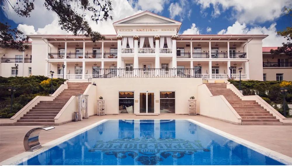 Отель Империал & Champagne-spa - главное фото