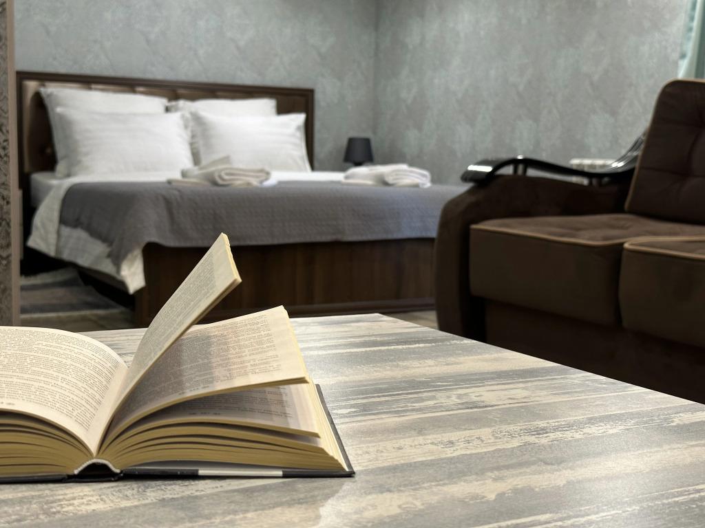 Отель Три Кита - главное фото