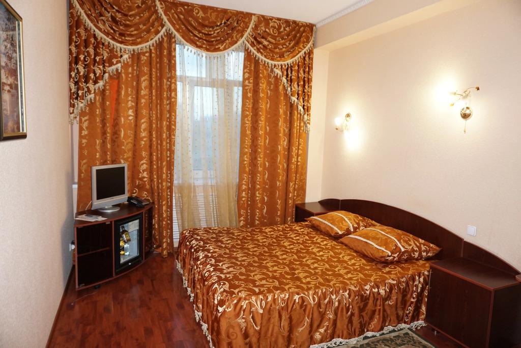 Отель Зодиак - главное фото