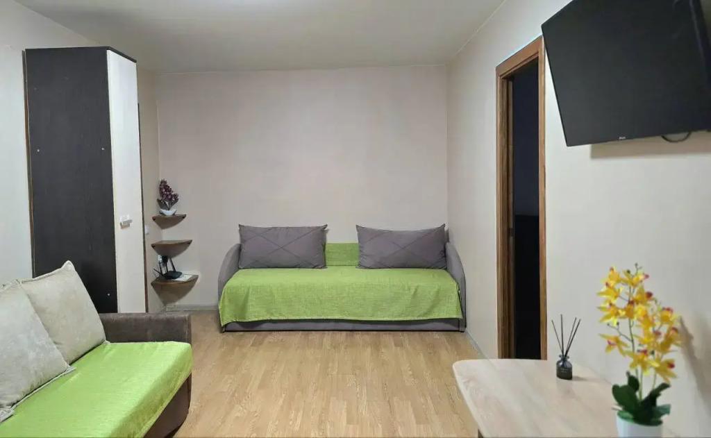 Квартира Трехкомнатная в Уссурийске - главное фото