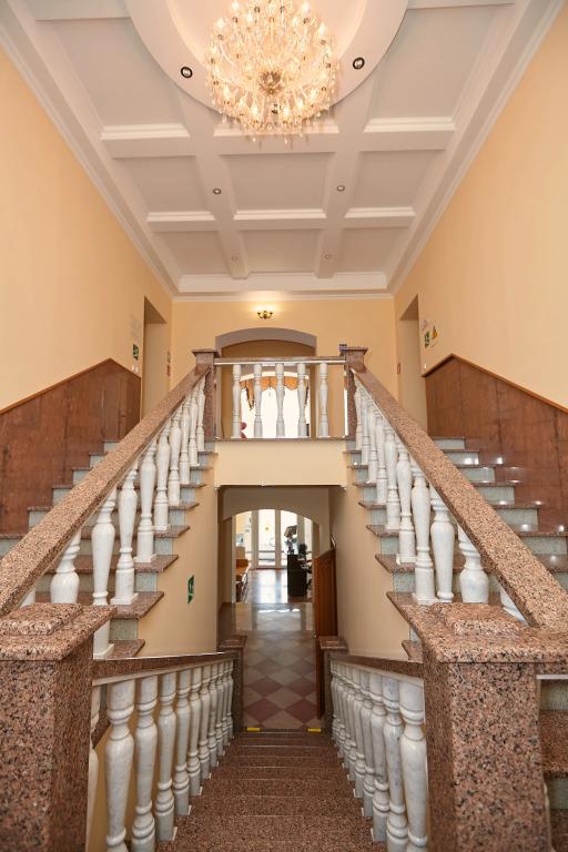 Отель Центральная - главное фото