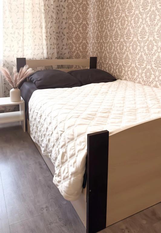 Квартира 2-х комнатная квартира Республиканская 95 - главное фото