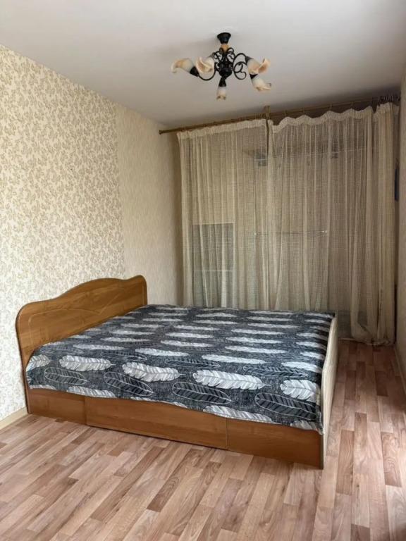 Квартира 3-комнатная на Строительной 8 - главное фото