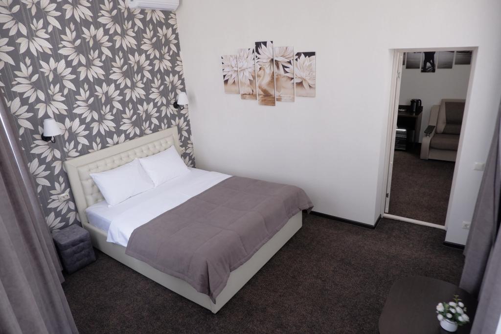 Отель Петровский Двор - главное фото