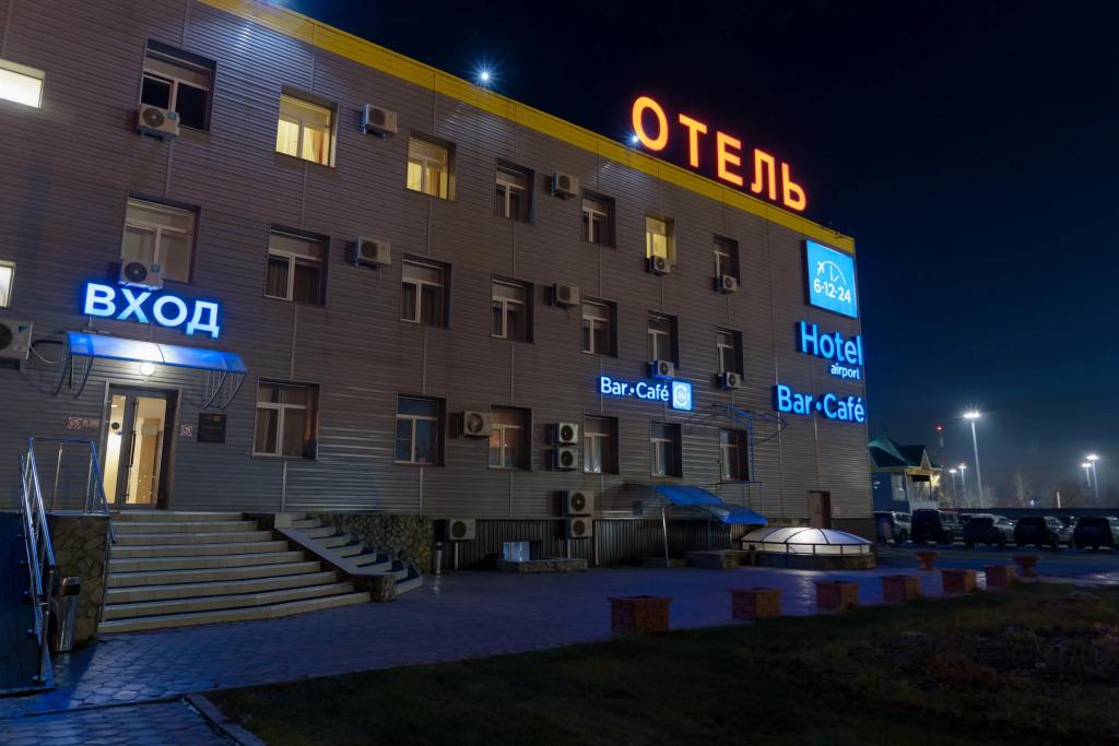 Отель 6-12-24 Аэропорт Толмачёво - главное фото