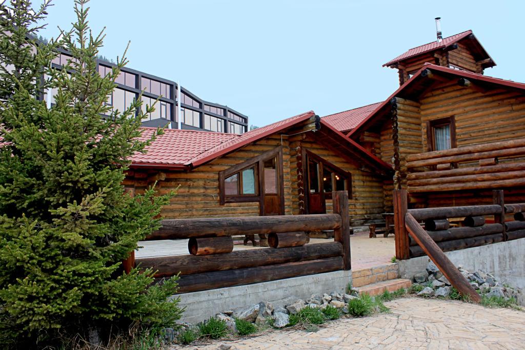 Отель Байкальские Терема - главное фото