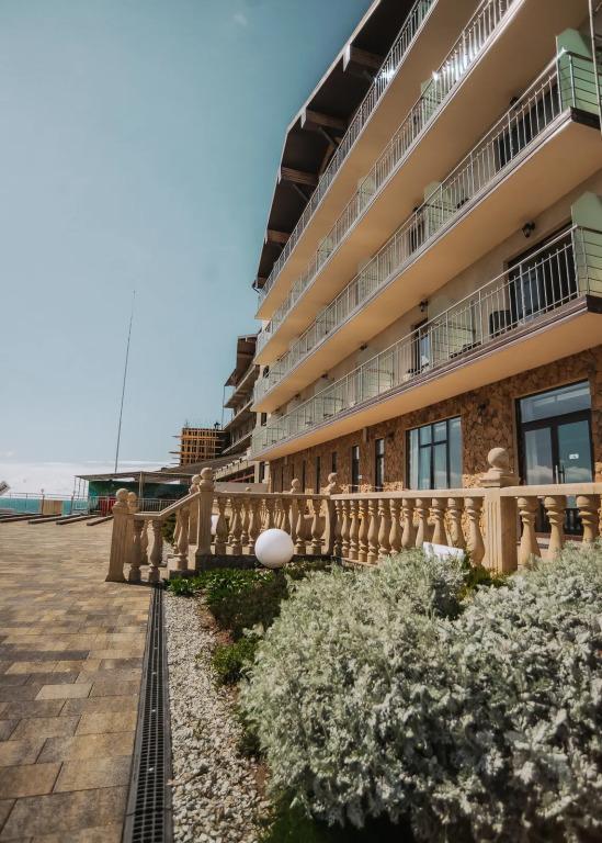 Отель Golden Hills - главное фото