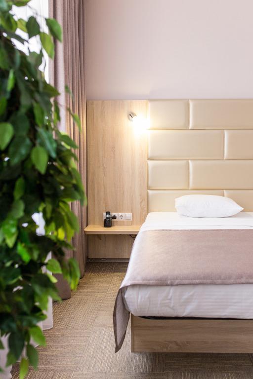 Отель Cronwell Ника Центр - главное фото