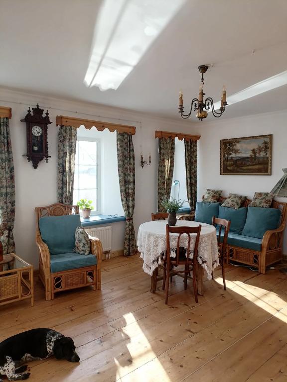 Частный дом Дом с мезонином на озере Селигер - главное фото