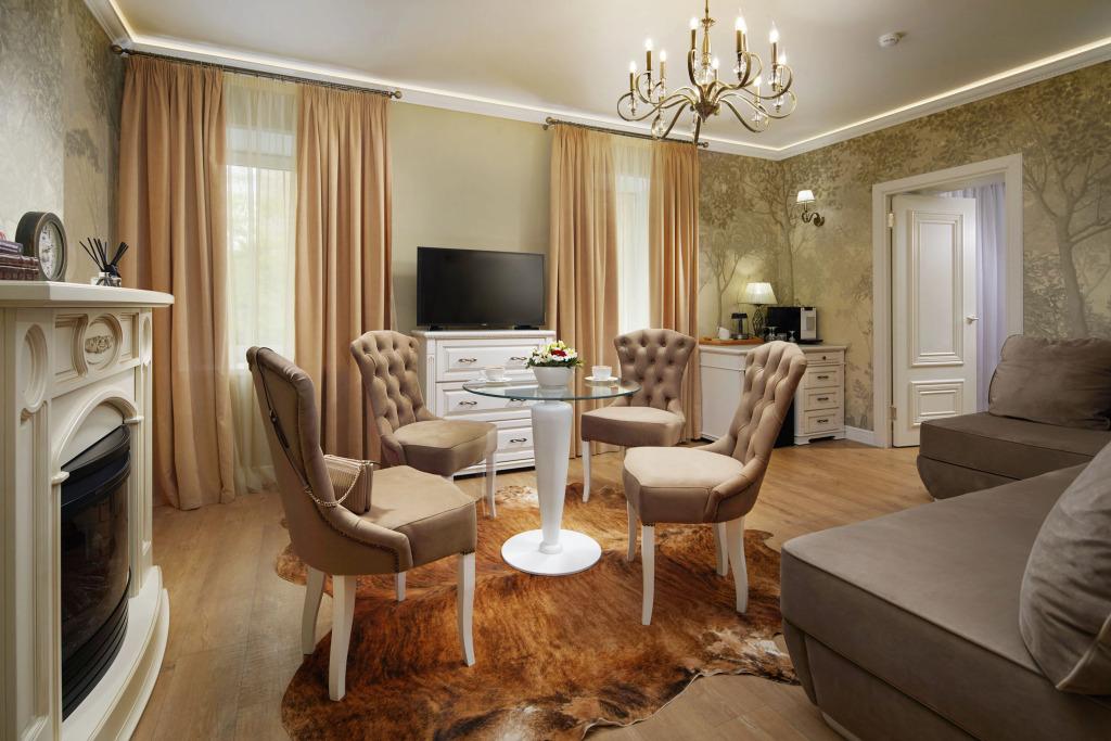 Отель Клевер - главное фото