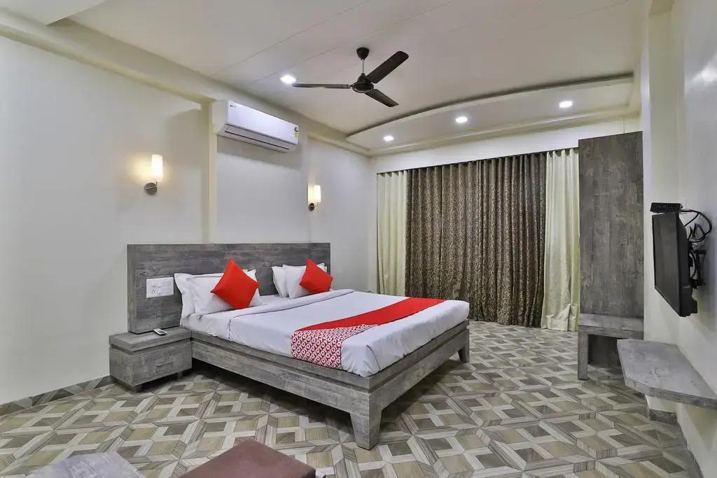 Отель Rowton - главное фото