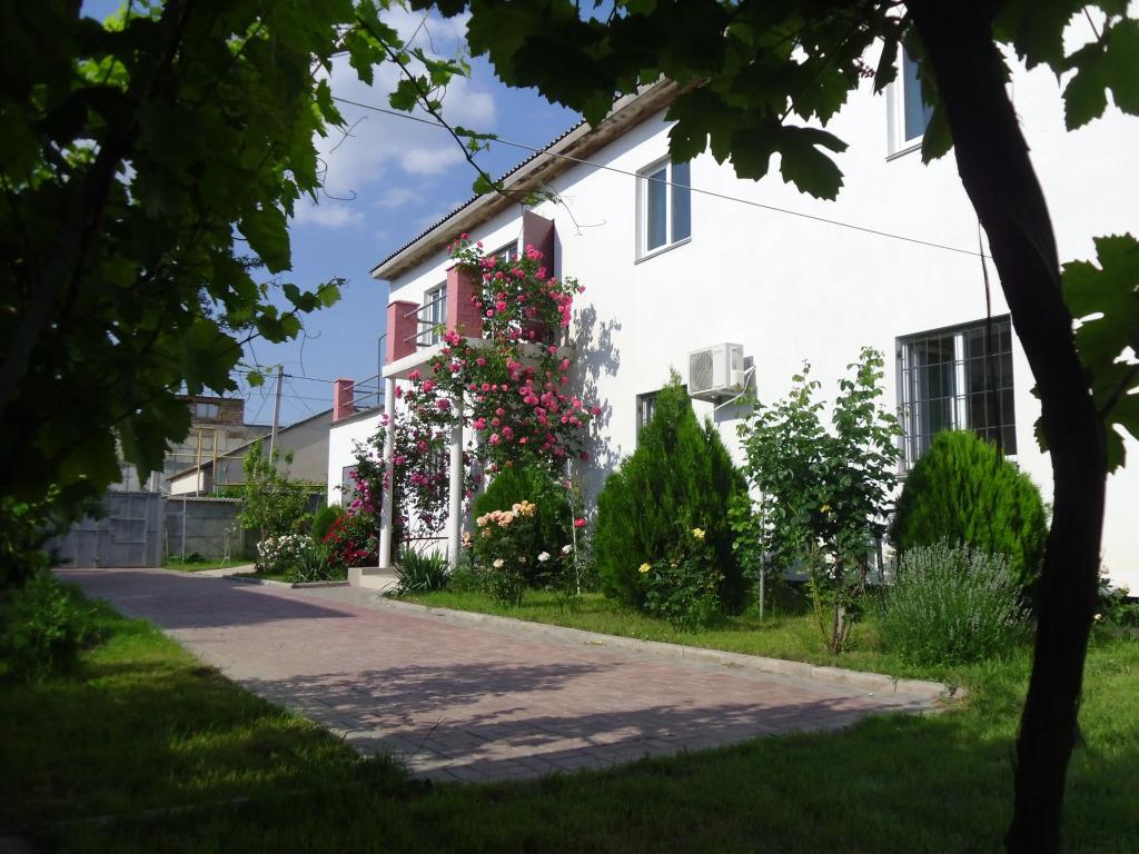 Guest House KrymVodoley - главное фото