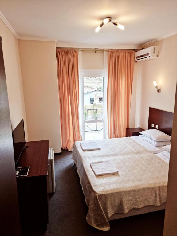 Отель Царская Аллея - главное фото