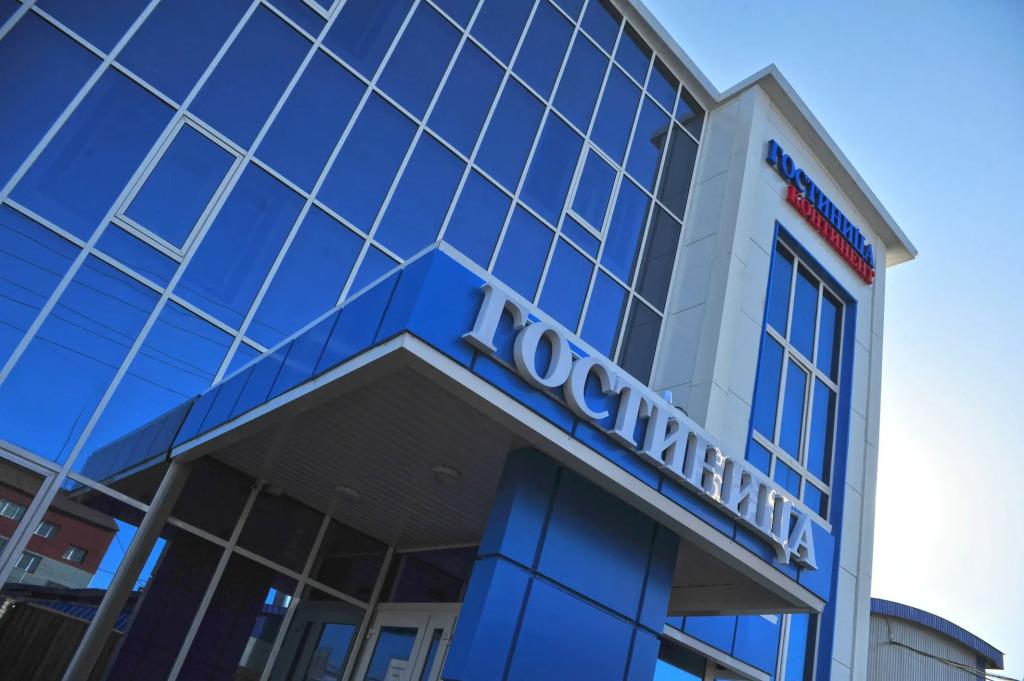 Отель Континент - главное фото