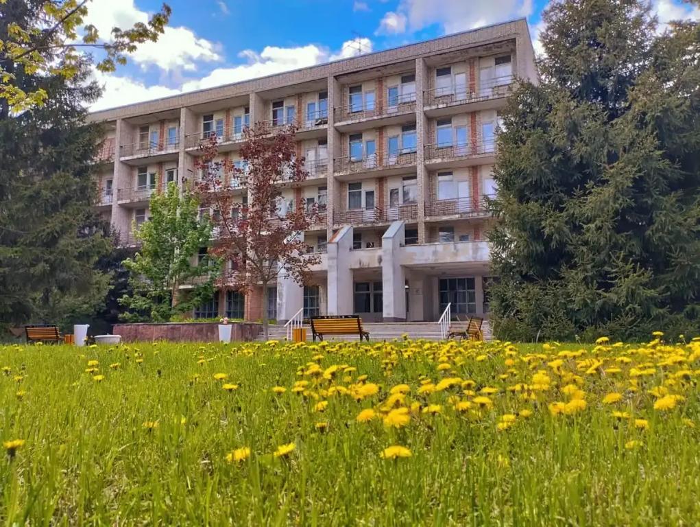 Санаторий-Профилакторий Лесной дворик ЖМЗ - главное фото