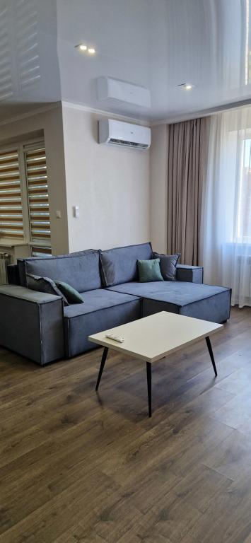 Апартаменты с ремонтом - главное фото