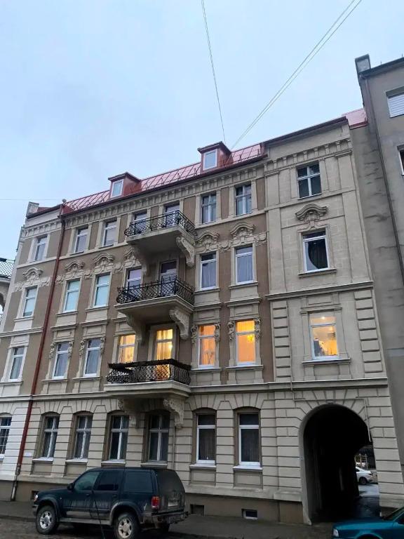 Апартаменты Просторные в Историческом Районе на Заводской - главное фото