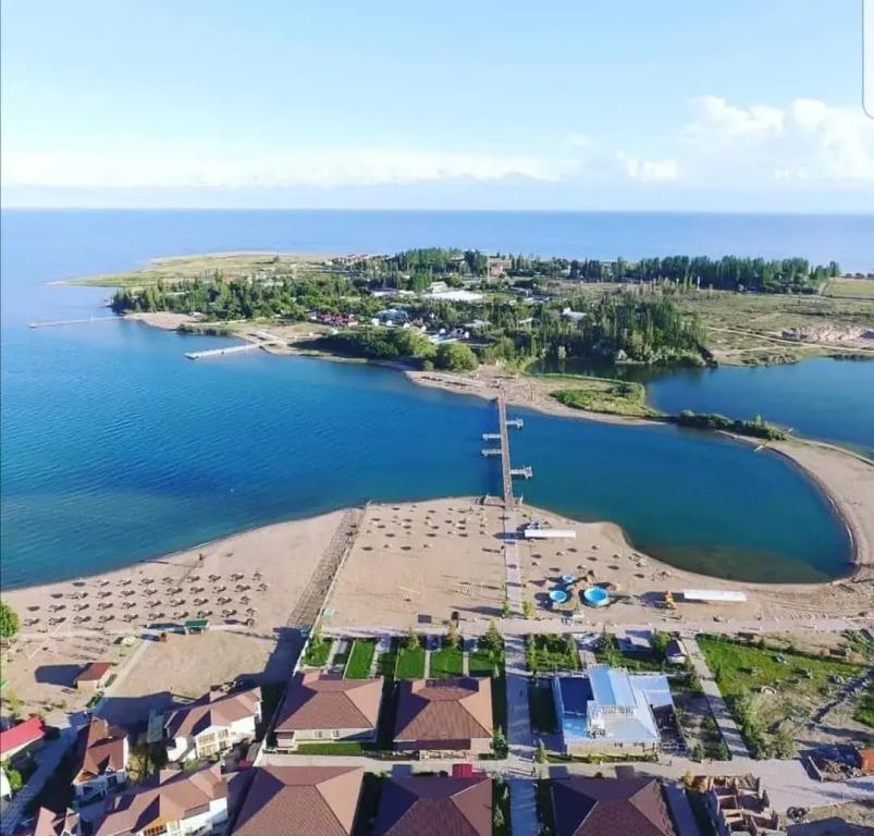 Уютный коттедж на Иссык-Куле сектор С7 - главное фото