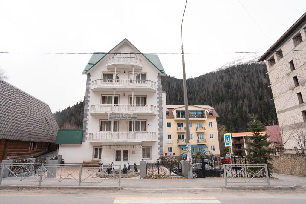 Отель Снежная королева - главное фото