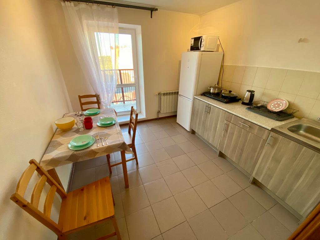 Квартира с Балконом на Клубной 54 - главное фото