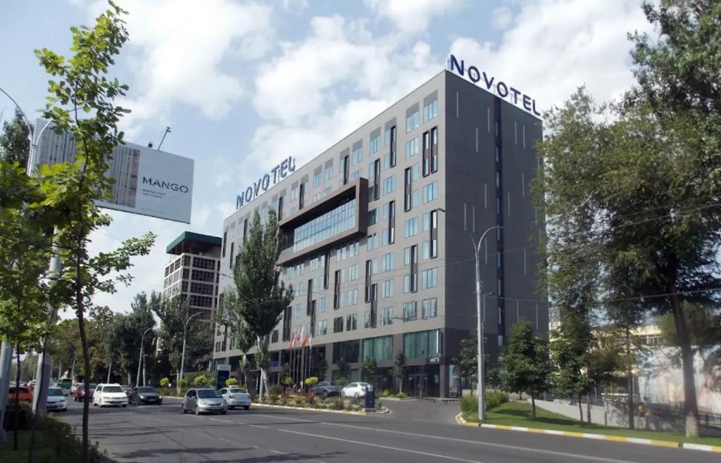 Отель Novotel Bishkek City Center - главное фото