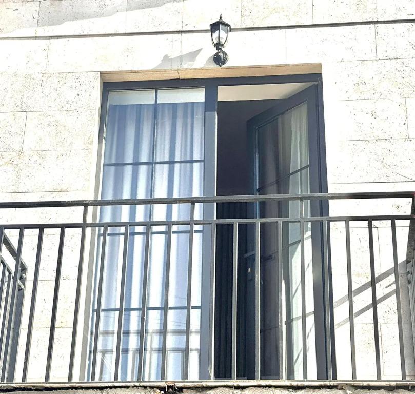 Гостевой дом Bee Planet - главное фото