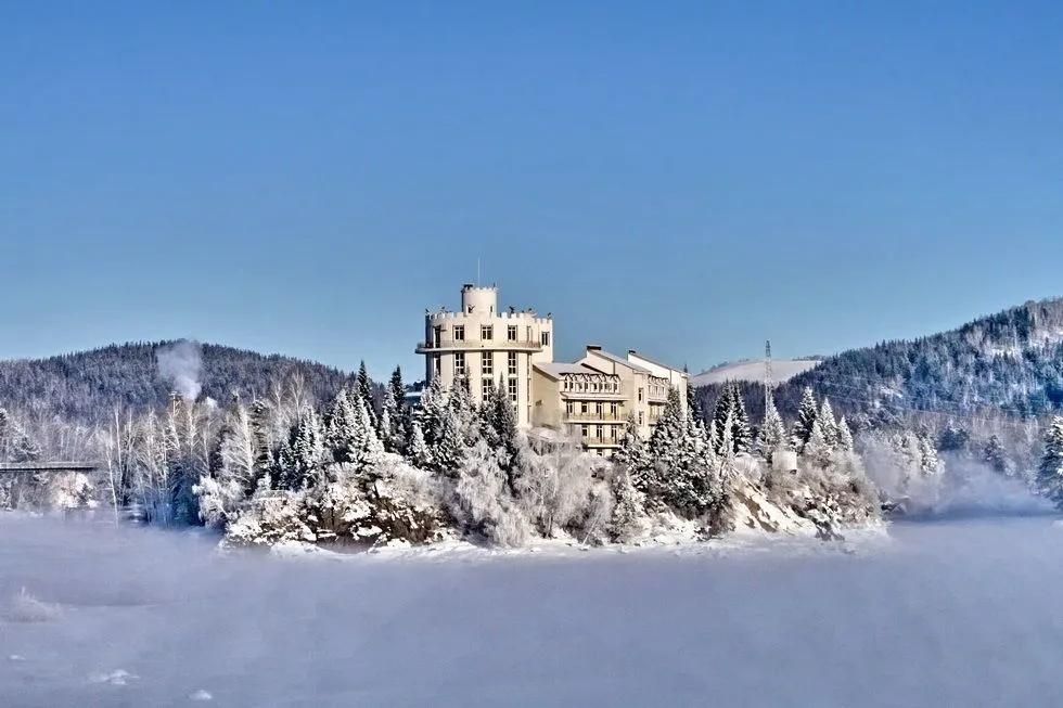 Отель Корона Алтая - главное фото